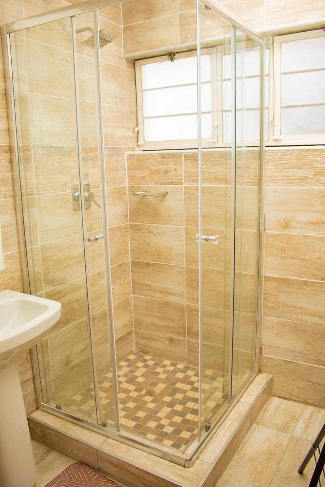 R Executive Apartments