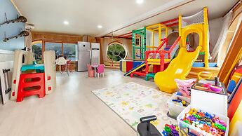 Ganhwa Badabae Beomseon Kids Pension