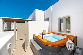 AERENIA SUITES