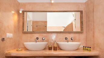 AERENIA SUITES