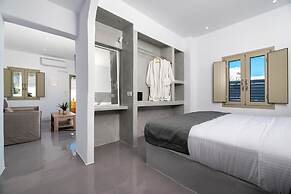 AERENIA SUITES