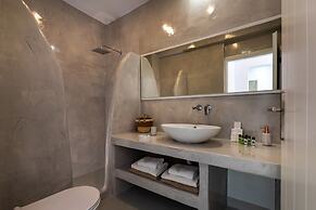AERENIA SUITES