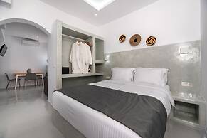 AERENIA SUITES