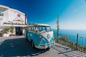 Albergo Dipinto Bacco Furore