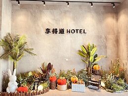 In Joy Hotel