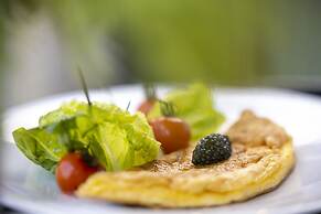Les Regalia Hotel & SPA