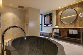 Les Regalia Hotel & SPA