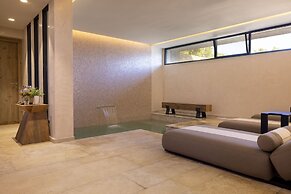Les Regalia Hotel & SPA