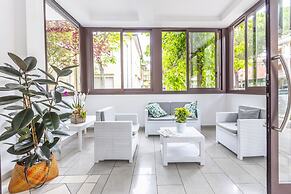 Hotel Luana