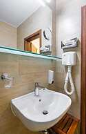 Epico Seafront & Garden Apartments