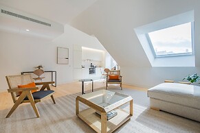 Ando Living Douradores House