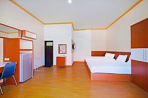 Collection O 91046 Hotel Remaja Indah Masamba