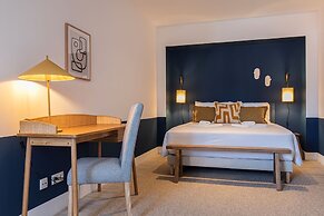 Ando Living - Abrantes 10 House