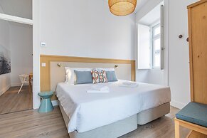 Ando Living - Abrantes 10 House