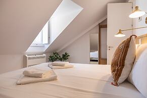 Ando Living - Abrantes 10 House