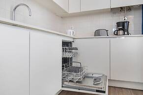 Ando Living - Abrantes 10 House