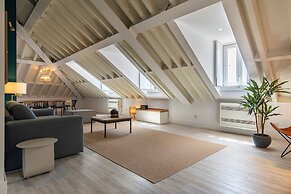 Ando Living - Abrantes 10 House