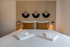 Ando Living - Abrantes 10 House
