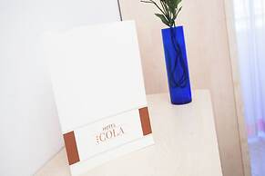 HOTEL COLA FRONTEMARE