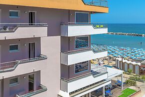 HOTEL COLA FRONTEMARE