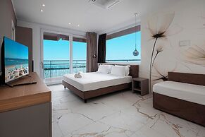 HOTEL COLA FRONTEMARE