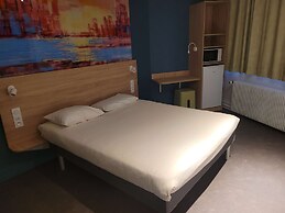 Kyriad Direct Lyon Nord - Dardilly
