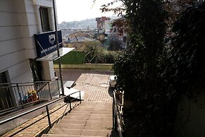 Mona Bosphorus