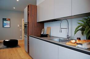 AR Noho Apartment