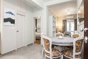 Brand new apt in Zografou