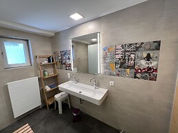 Commune88 EAST