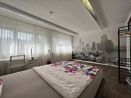 Commune88 EAST