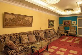 Pyramita Hotel