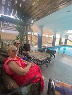 Pyramita Hotel