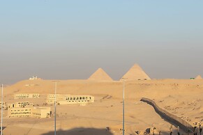 Pyramita Hotel