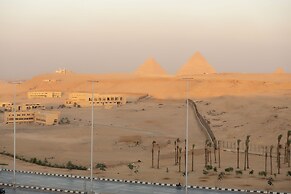 Pyramita Hotel
