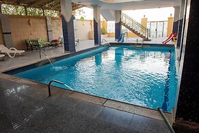 Pyramita Hotel