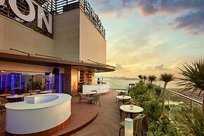 THE WATSON PREMIUM HALONG HOTEL