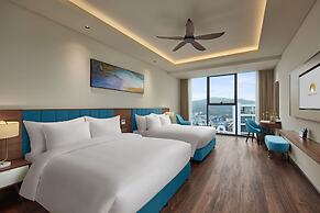 THE WATSON PREMIUM HALONG HOTEL