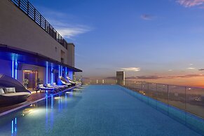 THE WATSON PREMIUM HALONG HOTEL