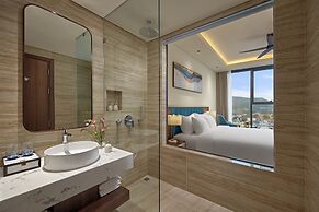 THE WATSON PREMIUM HALONG HOTEL
