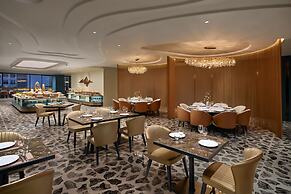 THE WATSON PREMIUM HALONG HOTEL