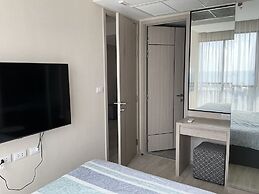 Panora 2-Bedroom Apartment With Sea View