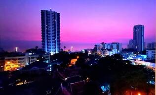 Panora 2-Bedroom Apartment With Sea View