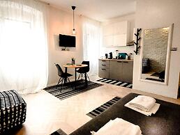 OLD TOWN PULA STUDIO APARTMENTS