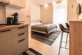 OLD TOWN PULA STUDIO APARTMENTS