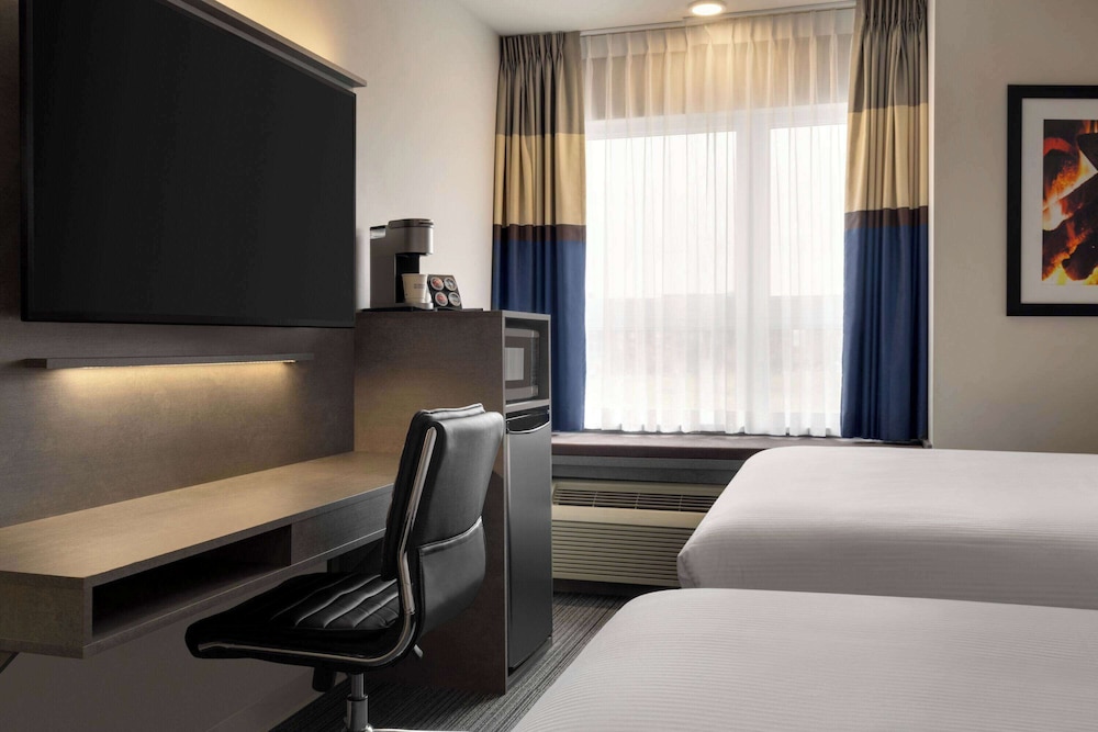 Microtel Inn & Suites By Wyndham Boisbriand