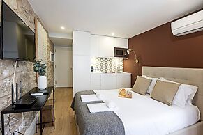 Cimo de Vila 62 by LovelyStay
