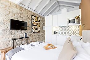 Cimo de Vila 62 by LovelyStay