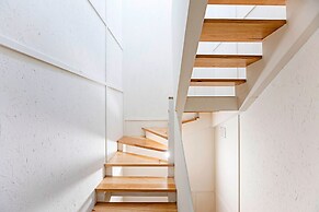Cimo de Vila 62 by LovelyStay