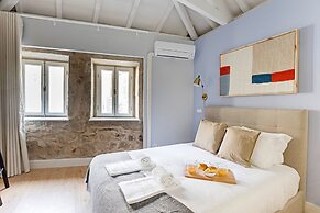 Cimo de Vila 62 by LovelyStay